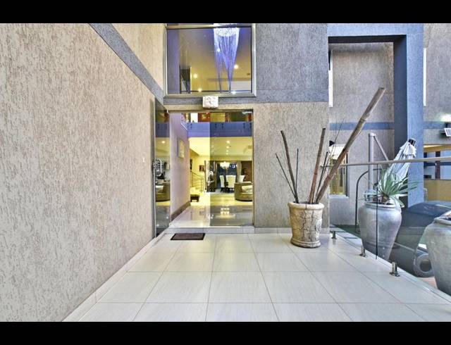 4 BEDROOM HOUSE FOR SALE IN EYE OF AFRICA